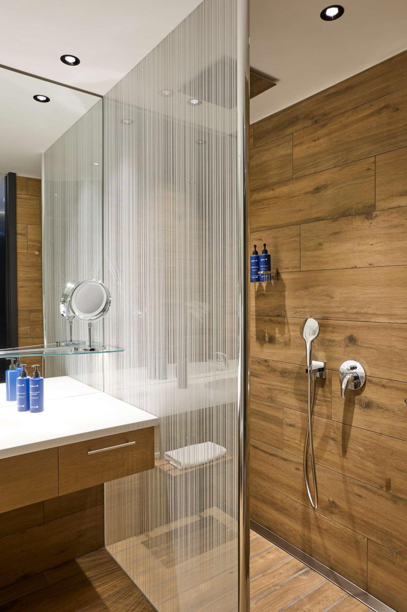 Radisson Blu Hotel, Bergamo Choruslife المظهر الخارجي الصورة